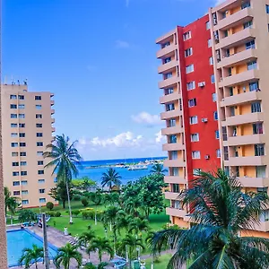 Turtle Towers Apartment Ocho Rios